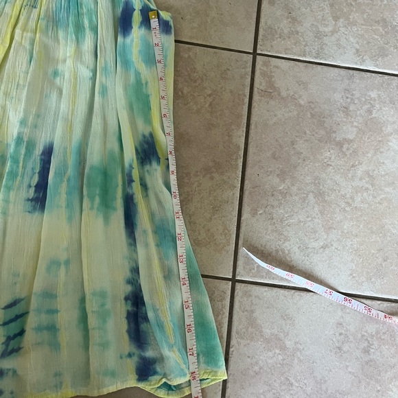 3/$25 Charlie Paige top - Picture 2 of 6